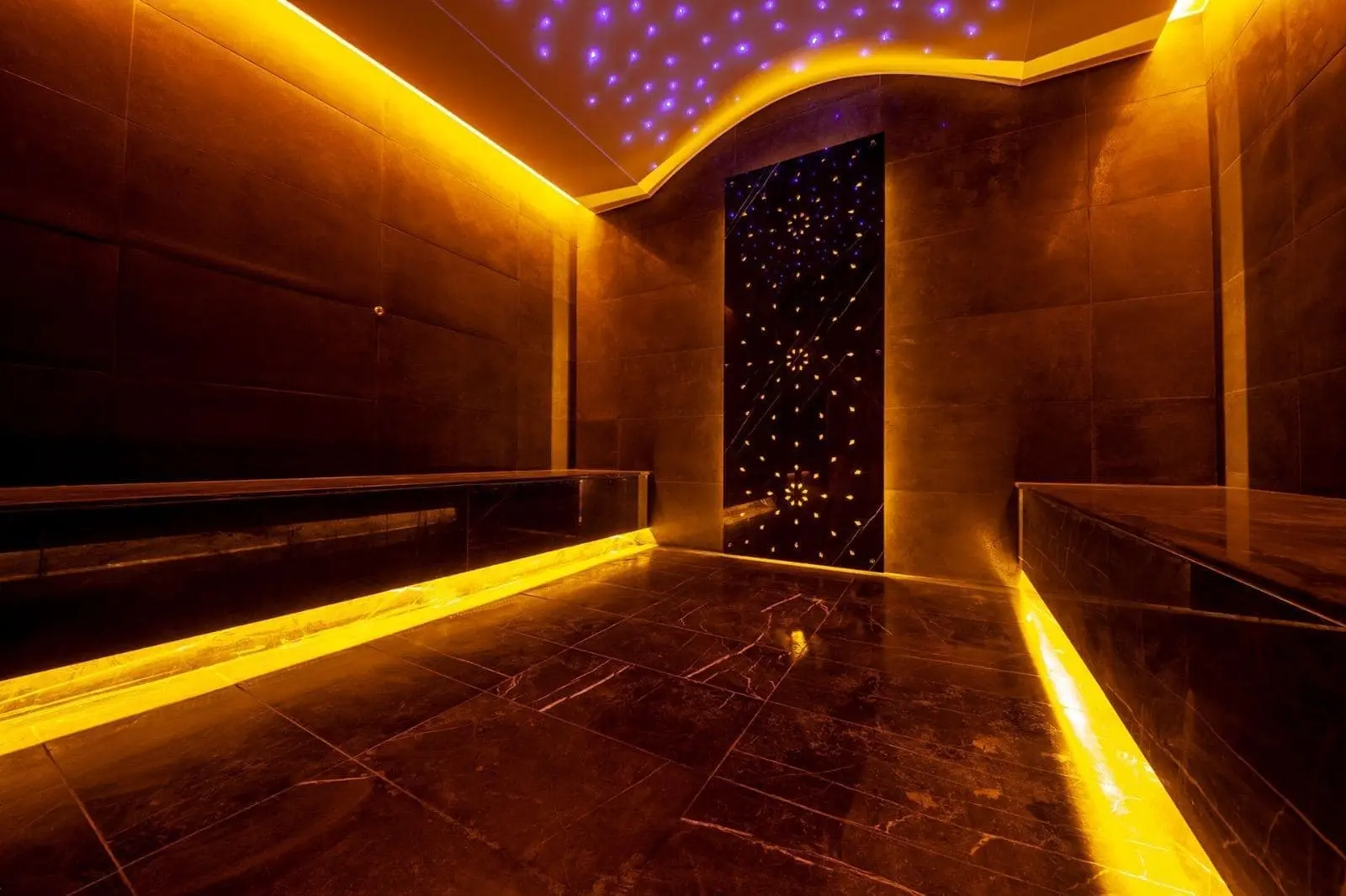 LED aydınlatmalı lüks buhar odası